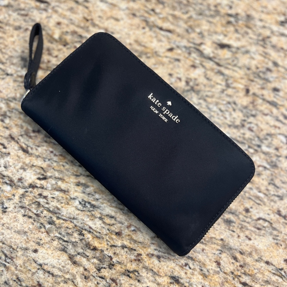 Authentic kate spade Black Wallet